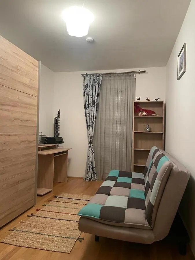 Lovely 3 Rooms Apartment Viena