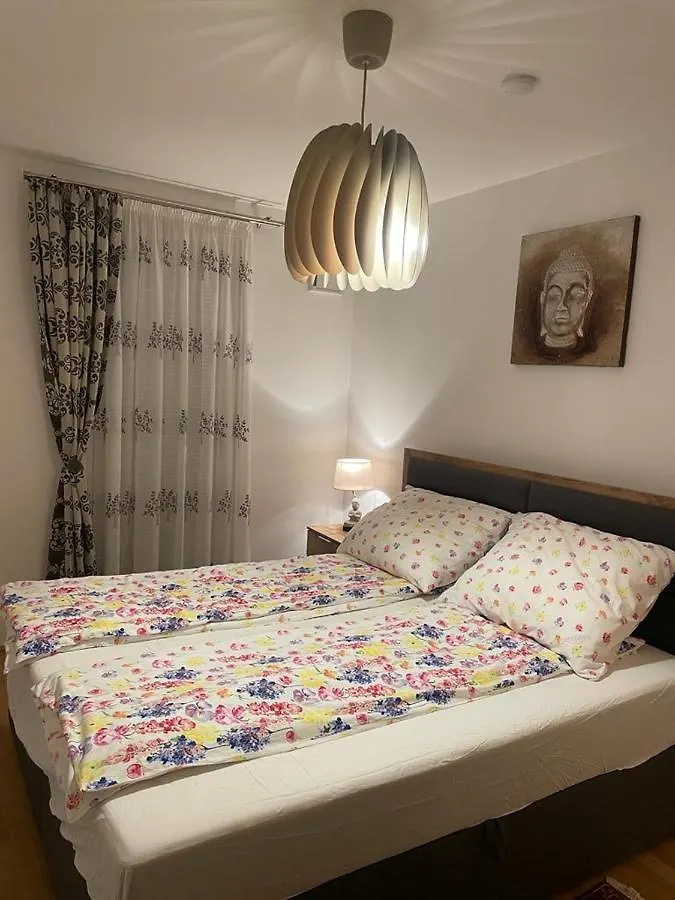 Lovely 3 Rooms Apartment Viena